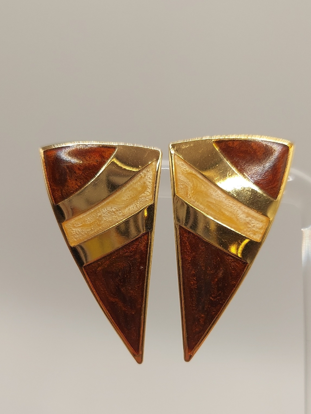 80's Gold Tone Cream & Brown Swirl Enamel Triangle Statement Stud EVC Earrings